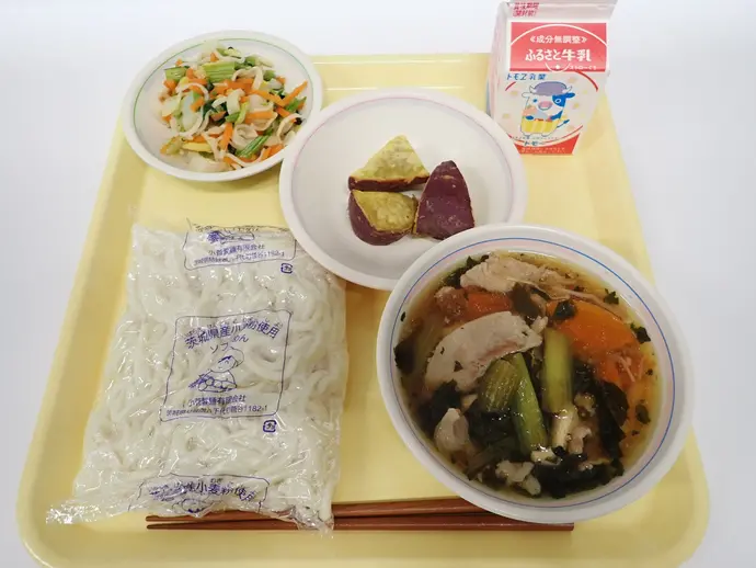 写真:11月15日(金曜)給食