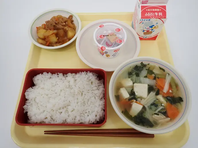 写真:11月18日(月曜)給食