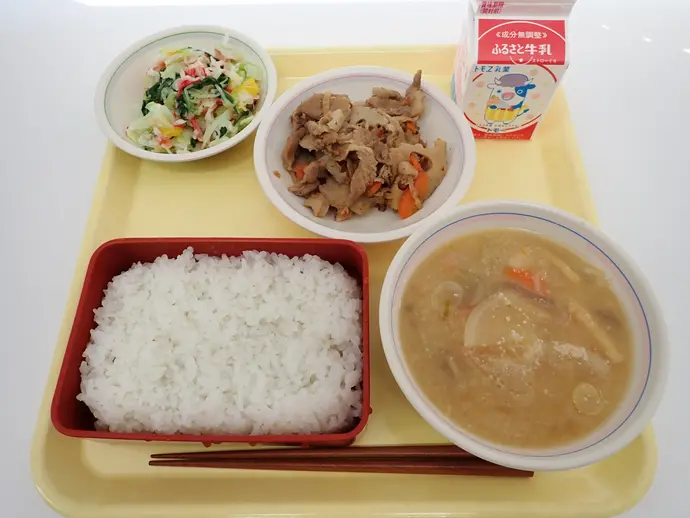 写真:11月22日(金曜)給食
