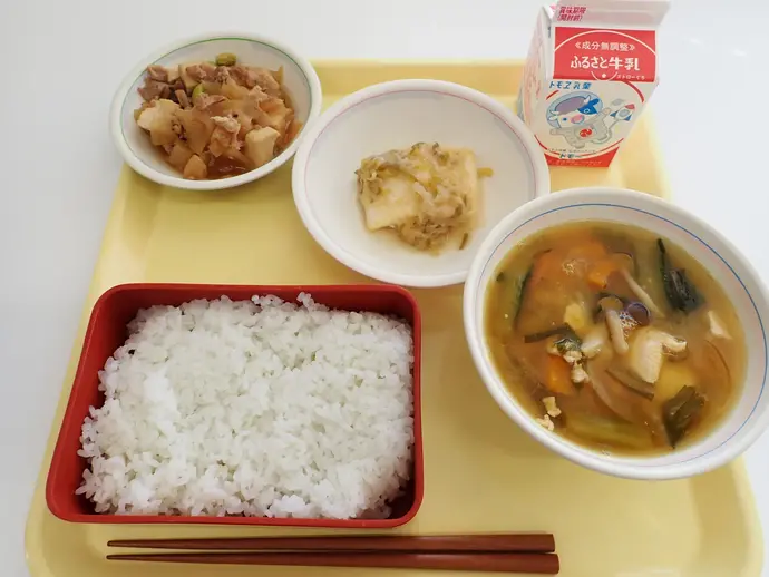 写真:11月26日(火曜)給食