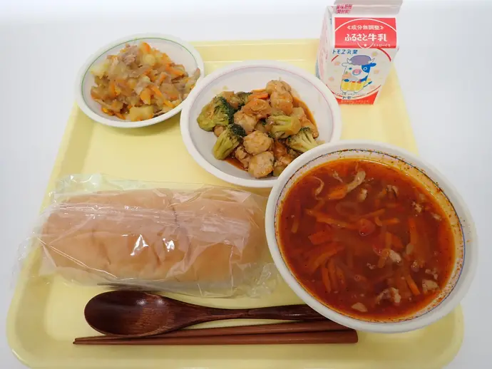 写真:11月27日(水曜)給食