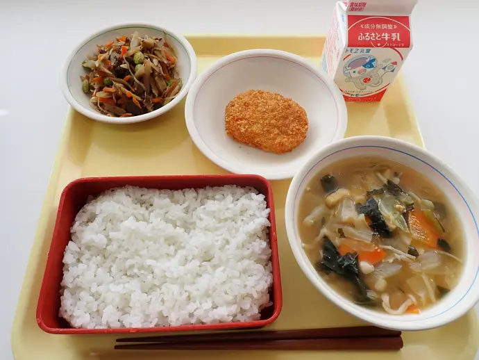写真:12月5日(木曜)給食