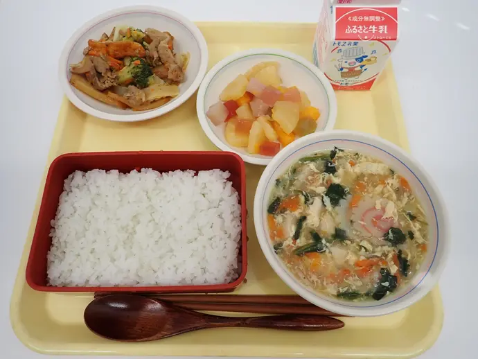 写真:12月2日(月曜)給食