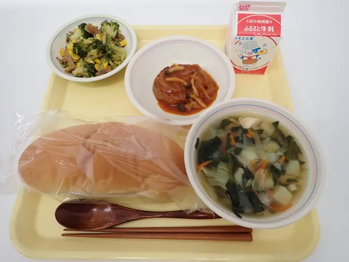 写真:12月13日(金曜)給食