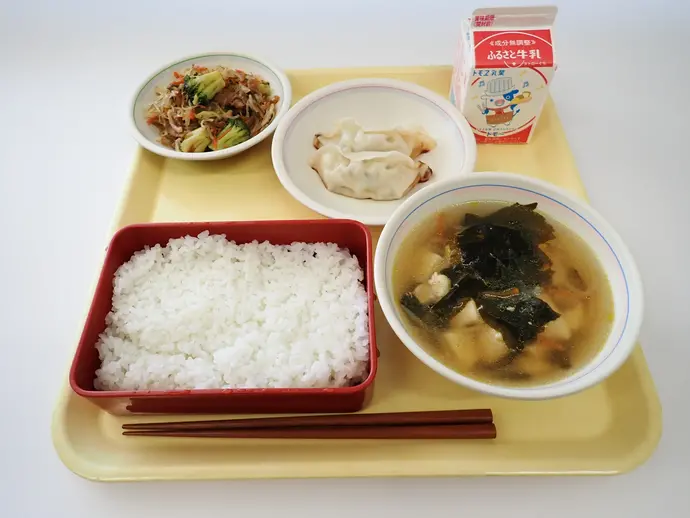 写真:2月20日(木曜)給食