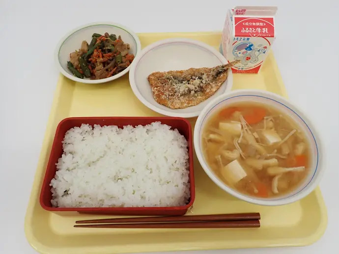 写真:2月25日(火曜)給食