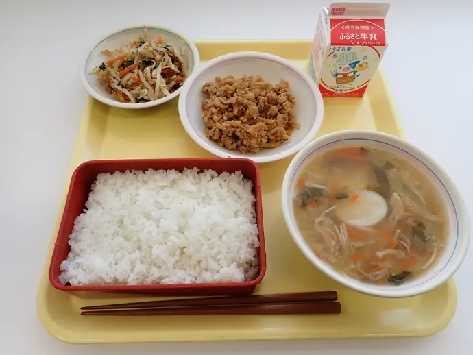 写真:2月27日(木曜)給食