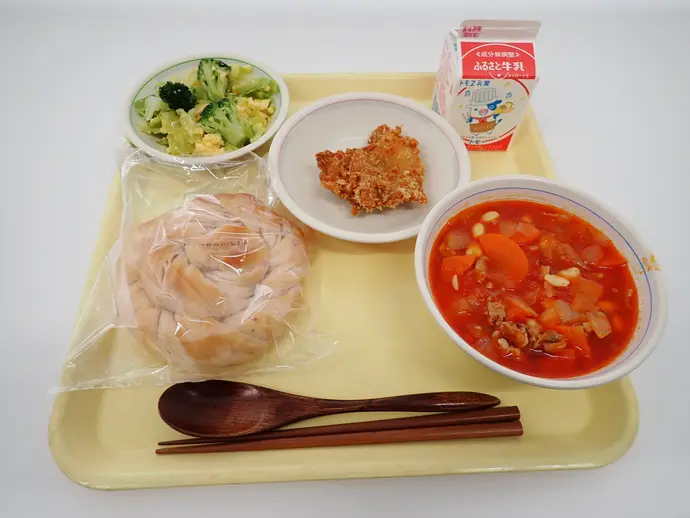写真:3月4日(火曜)給食