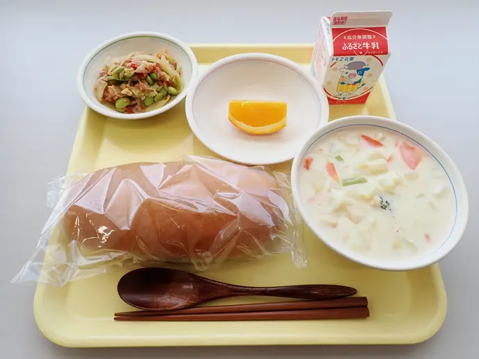 写真:3月21日(金額)給食