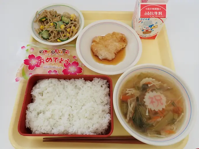 写真:3月10日(月曜)給食