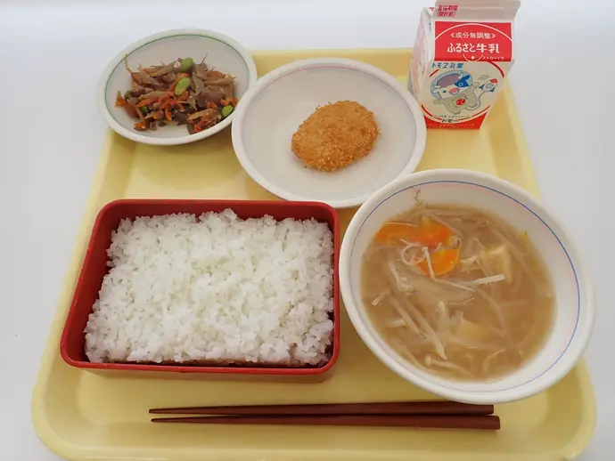 写真:4月8日(水曜)給食