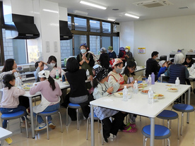 カレーをいただきます