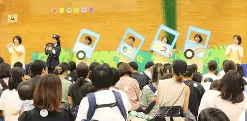みんなで手遊びをしましょう