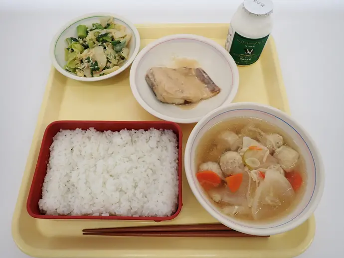 写真:5月12日(月曜)給食