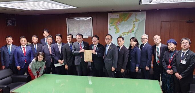 金子国土交通大臣要請時の写真