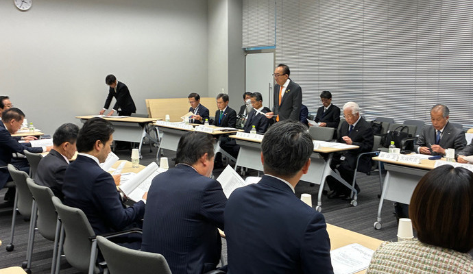 要望を説明する市長