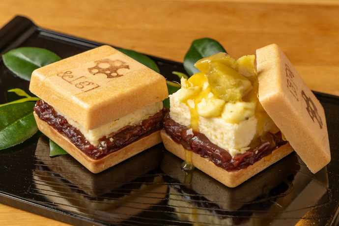 蜜芋チーズ最中の画像
